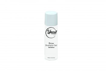Eine Flasche Eyebrow Shampoo für Brow Henna